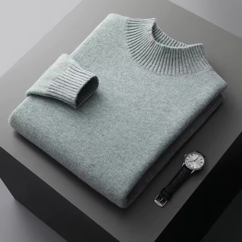 Plain wool sweaters in elegant colors